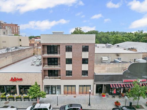 4s-1036 Lake St, Oak Park, IL, 60301-1102 | Card Image