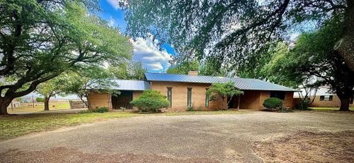 1021 E 17th St, Colorado City, TX, 79512-4029 | Card Image
