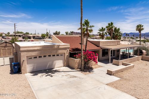 713 Apache Dr, Lake Havasu City, AZ, 86406-8455 | Card Image