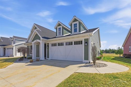403 Copper Leaf Ct, Midland, MI, 48642-8121 | Card Image