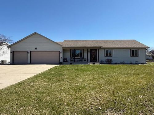 31 Greenbriar Court, Fond Du Lac, WI, 54935 | Card Image