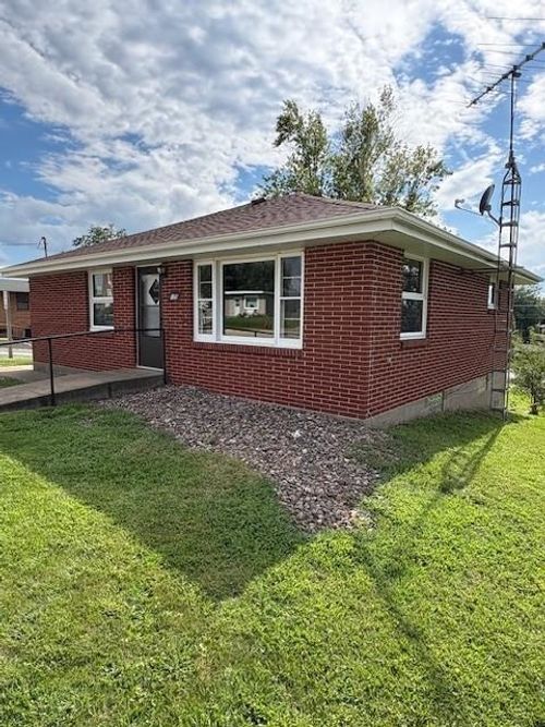 175 S Main St, DICKEYVILLE, WI, 53808-6836 | Card Image