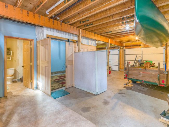 Garage | Image 25