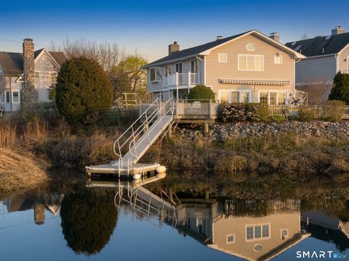 4 Spriteview Ave, Westport, CT, 06880-6932 | Card Image