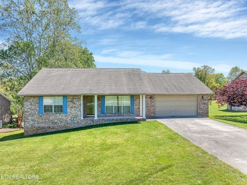 2036 Little Best Rd, Maryville, TN, 37803-2652 | Card Image