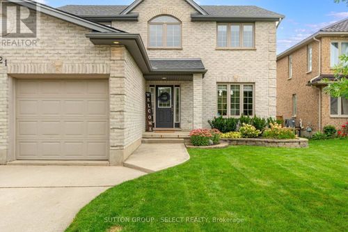 121 Tanoak Dr, London, ON, N6G5A1 | Card Image