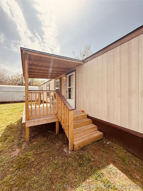 114278 4203 Rd, Checotah, OK, 74426-5832 | Card Image