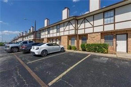 1251 Dallas Dr, Denton, TX, 76205-5112 | Card Image