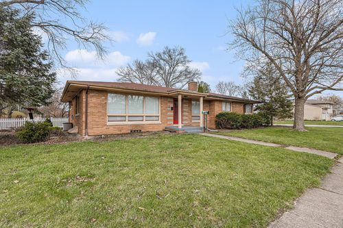 56 Sheffield Dr, Valparaiso, IN, 46383-2957 | Card Image