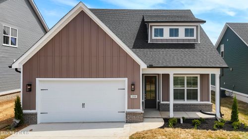 2508 Maroon Bells Rd, Knoxville, TN, 37932-3691 | Card Image