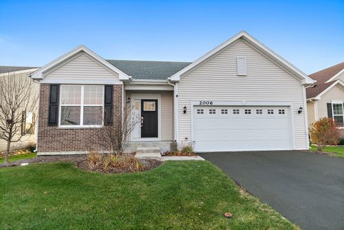 2006 Wentworth Drive, Volo, IL, 60020 | Card Image