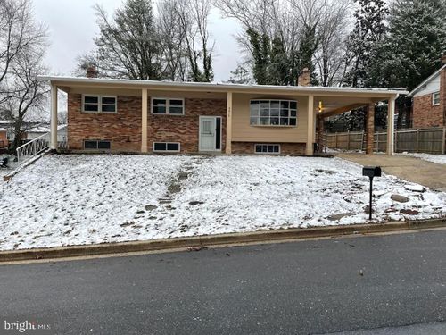 5616 Old Temple Hill Rd, TEMPLE HILLS, MD, 20748-4906 | Card Image