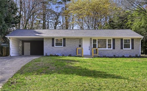 318 Anita Dr, Winston-Salem, NC, 27104-3913 | Card Image