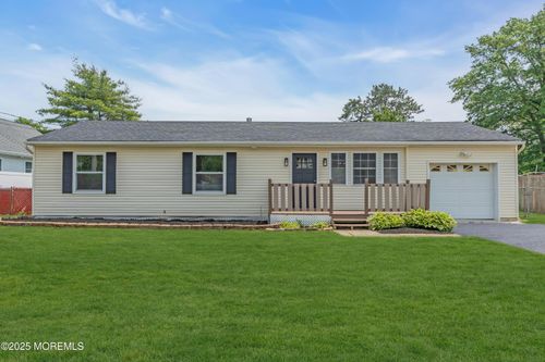 1037 Spray Ave, Beachwood, NJ, 08722-4523 | Card Image