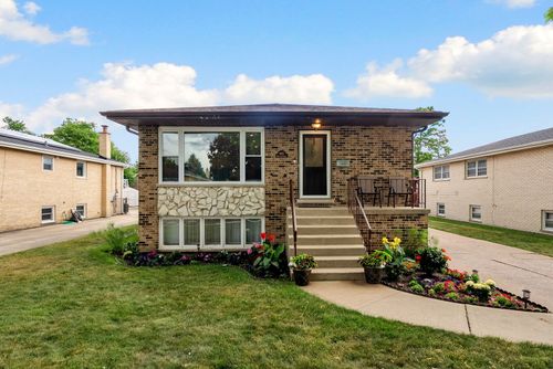 4613 Madison Ave, Brookfield, IL, 60513-2353 | Card Image
