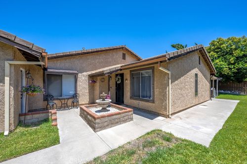25646 Almendra Dr, Valencia, CA, 91355-2228 | Card Image