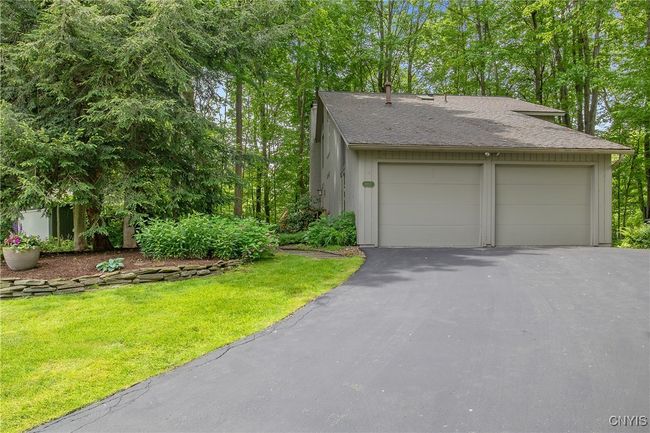 8807 Wandering Way, House other with 3 bedrooms, 3 bathrooms and null parking in Lysander NY | Image 10