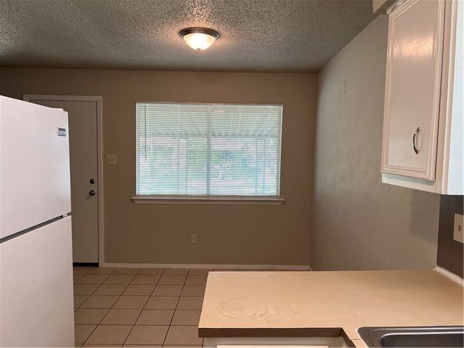 7318 Lunar Dr, House other with 3 bedrooms, 2 bathrooms and 2 parking in Austin TX | Image 8