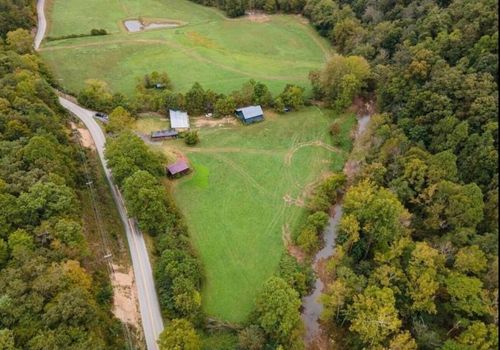4000 Ky-1482, Oneida, KY, 40972 | Card Image