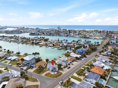 475 115th Ave, TREASURE ISLAND, FL, 33706-3045 | Card Image