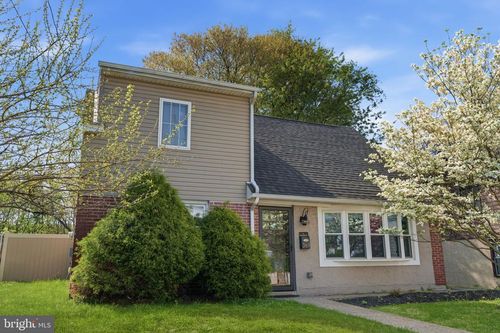 369 Livezey St, PHILADELPHIA, PA, 19128-4413 | Card Image