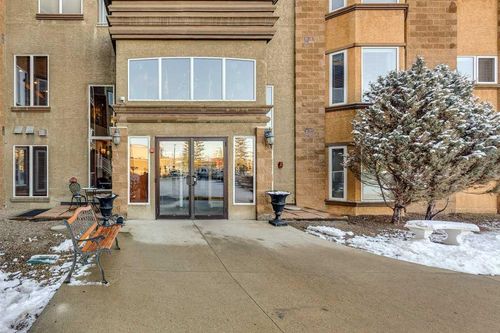 304-5300 48 St, Red Deer, AB, T4N7C5 | Card Image