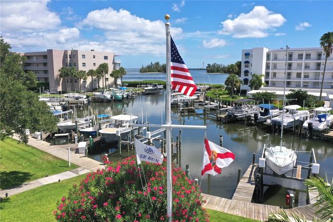 6110 - 6110 River Run Dr, House attached with 2 bedrooms, 2 bathrooms and null parking in Sebastian FL | Image 36