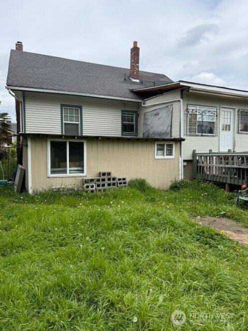 4507 S Holly St, Seattle, WA, 98118-3327 | Card Image