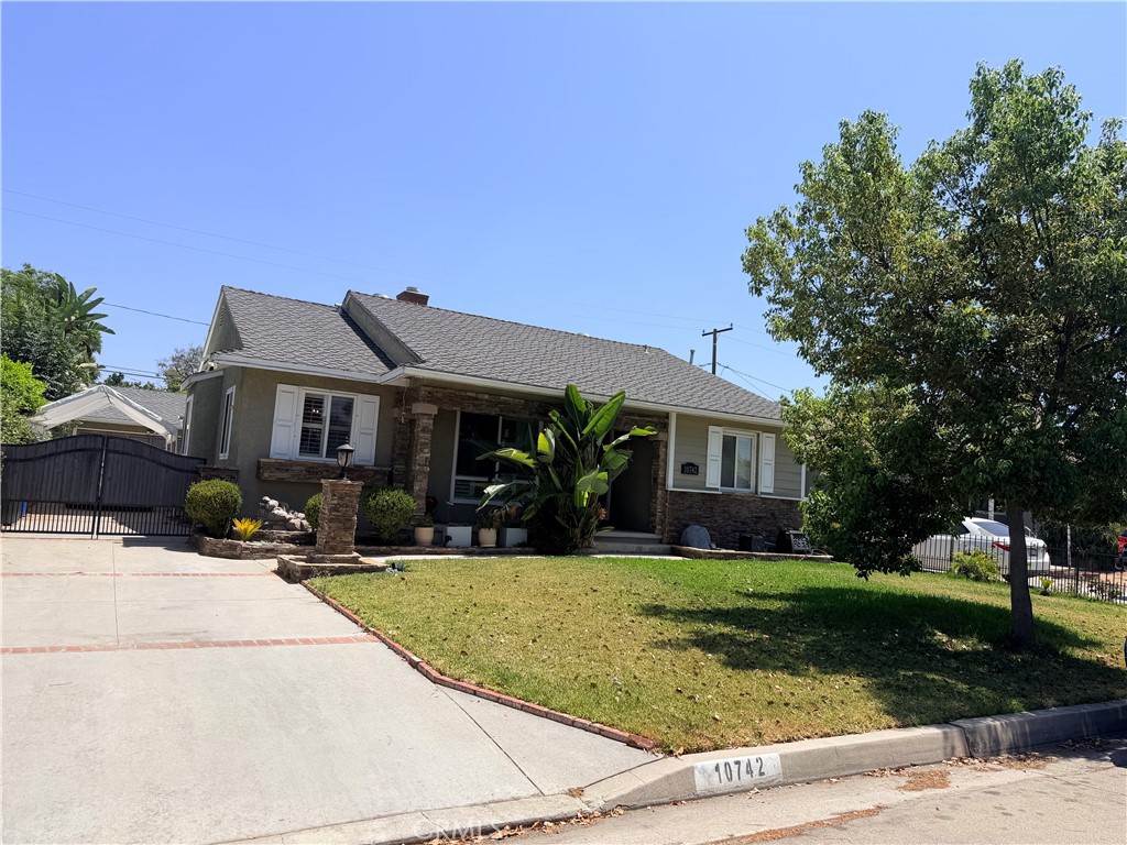 Residential in Whittier 3