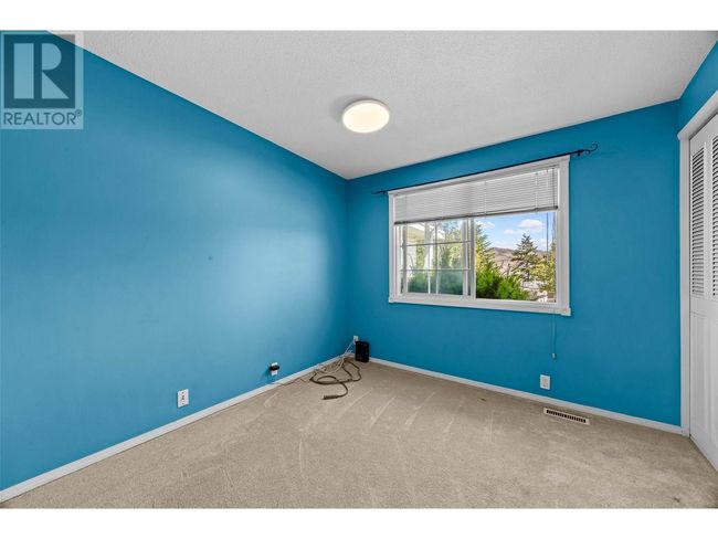 135 Whiteshield Cres, House other with 5 bedrooms, 3 bathrooms and null parking in Kamloops BC | Image 18