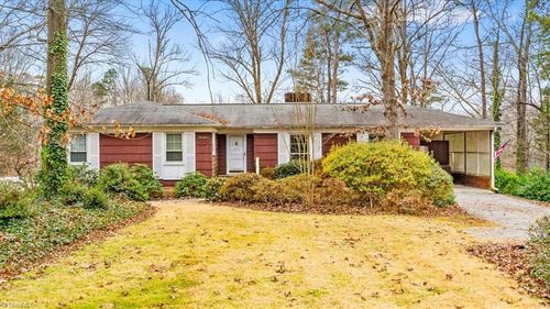 28 Forest Lake Circle, Greensboro, NC, 27407 | Card Image