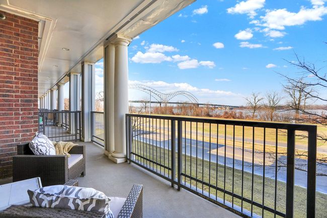 APT-105 - 358 N Island Dr, Condo with 4 bedrooms, 4 bathrooms and null parking in Memphis TN | Image 17