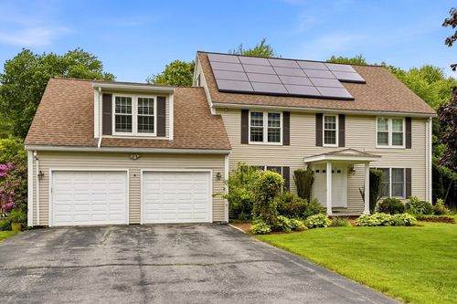 11 Balmoral Dr, Methuen, MA, 01844-1735 | Card Image