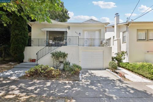 661 Brookwood Pl, Oakland, CA, 94610-2301 | Card Image