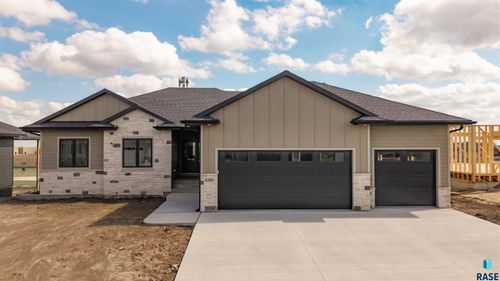 6505 E Fieldview St, Sioux Falls, SD, 57110-8843 | Card Image