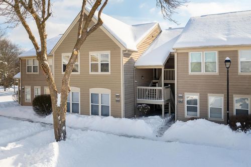 a8-3426 Fishinger Mill Dr, Hilliard, OH, 43026-9304 | Card Image