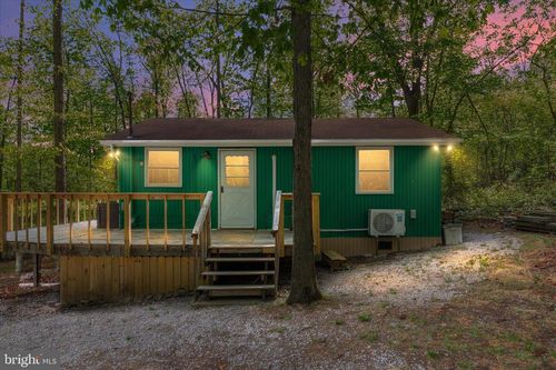 60 Fawn Run Ln, HEDGESVILLE, WV, 25427-1418 | Card Image