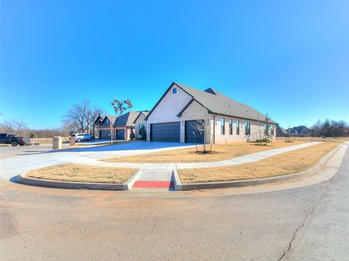 10108 Sw 25th Ct, Yukon, OK, 73099-5290 | Card Image