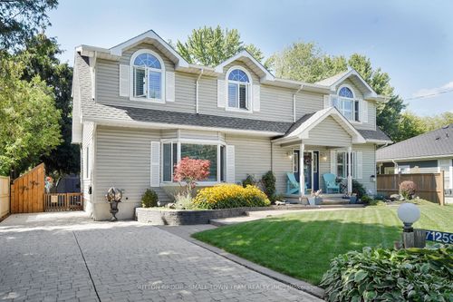 71259 William St N, Dashwood, ON, N0M1N0 | Card Image