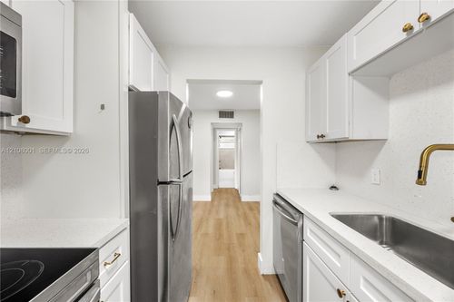 105-2418 Polk St, Hollywood, FL, 33020-4348 | Card Image