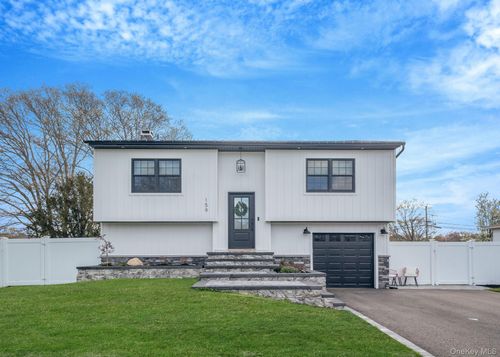 159 Nimbus Rd, Holbrook, NY, 11741-4433 | Card Image