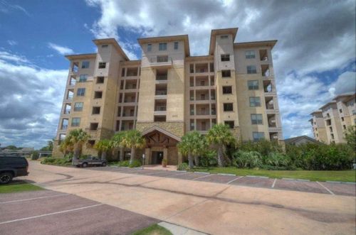 101 West Bank #17, Horseshoe Bay, TX, 78657 | Card Image