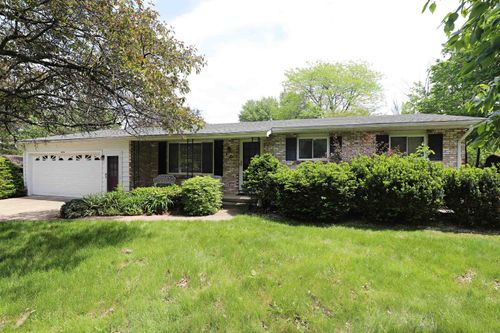 3306 Woodvalley Dr, Flushing, MI, 48433-2264 | Card Image