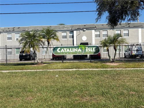 c-2777 L B Mcleod Rd, ORLANDO, FL, 32805-5948 | Card Image