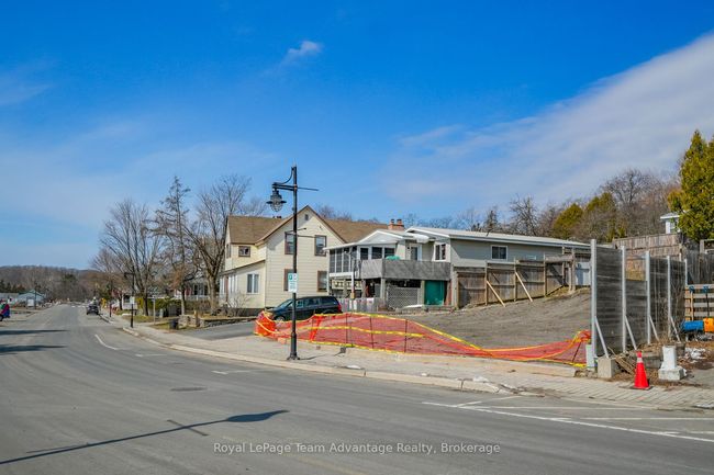 22 Bay St, Home with 0 bedrooms, 0 bathrooms and null parking in Parry Sound ON | Image 13