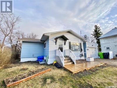 104 Woodward Ave, House other with 2 bedrooms, 2 bathrooms and null parking in Indian Head SK | Image 1