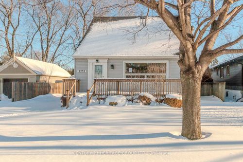 2232 Queensway Dr, Burlington, ON, L7R3T1 | Card Image