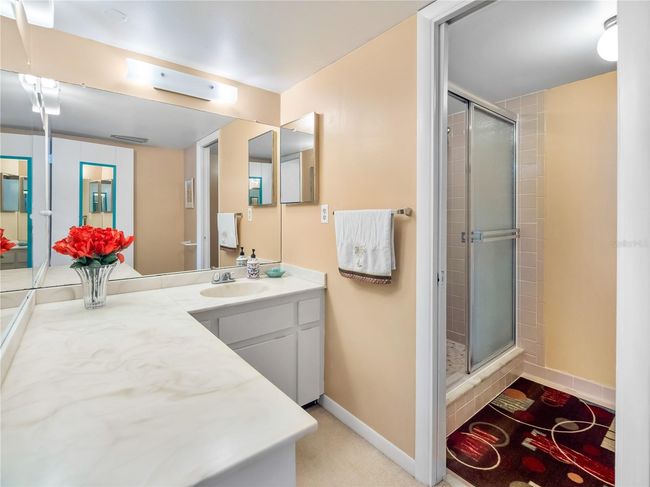 APT-1103 - 420 64 Th Ave, Condo with 2 bedrooms, 2 bathrooms and null parking in ST PETE BEACH FL | Image 17