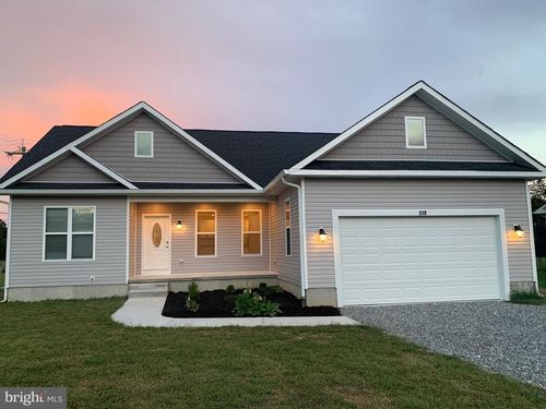 225 Wildwood Rd, COLONIAL BEACH, VA, 22443-3517 | Card Image