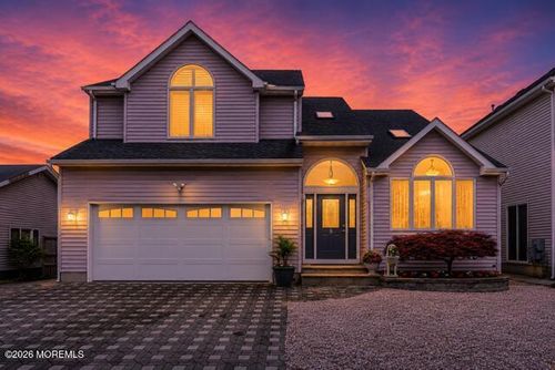 9 Cross Trees Rd, Brick, NJ, 08723-6714 | Card Image